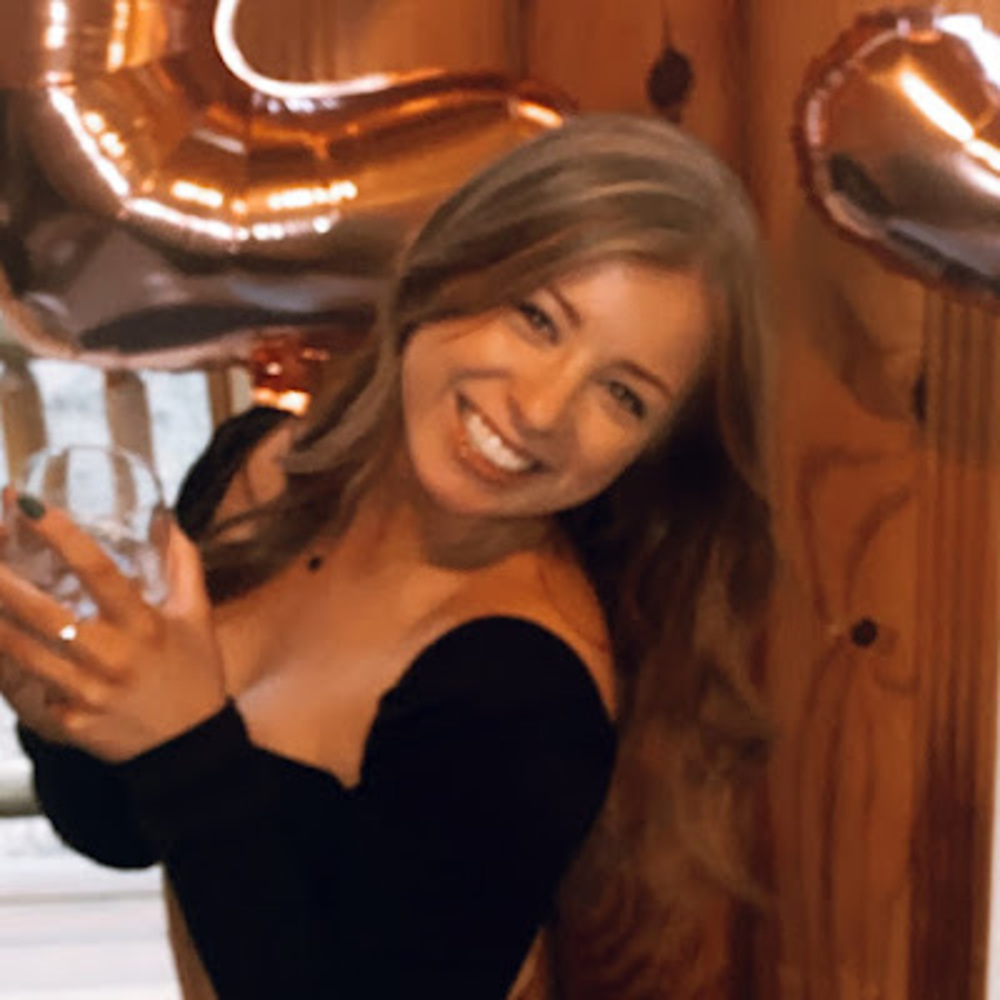 Meet your Posher, Lauren